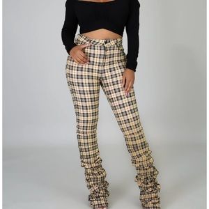 Plaid Scrunch Pants. Size Small. Worn once